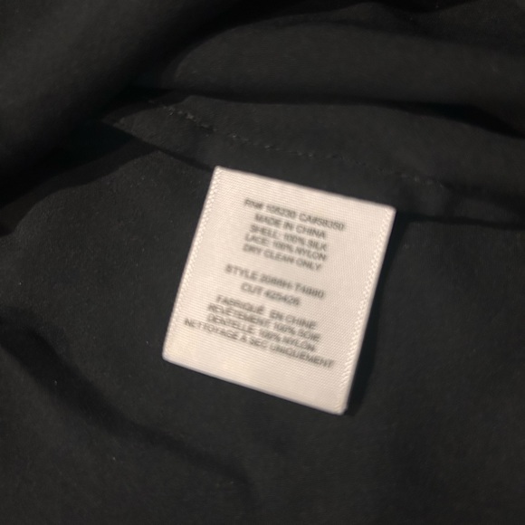 Joie “Olsone” silk and lace top size small - Picture 12 of 13